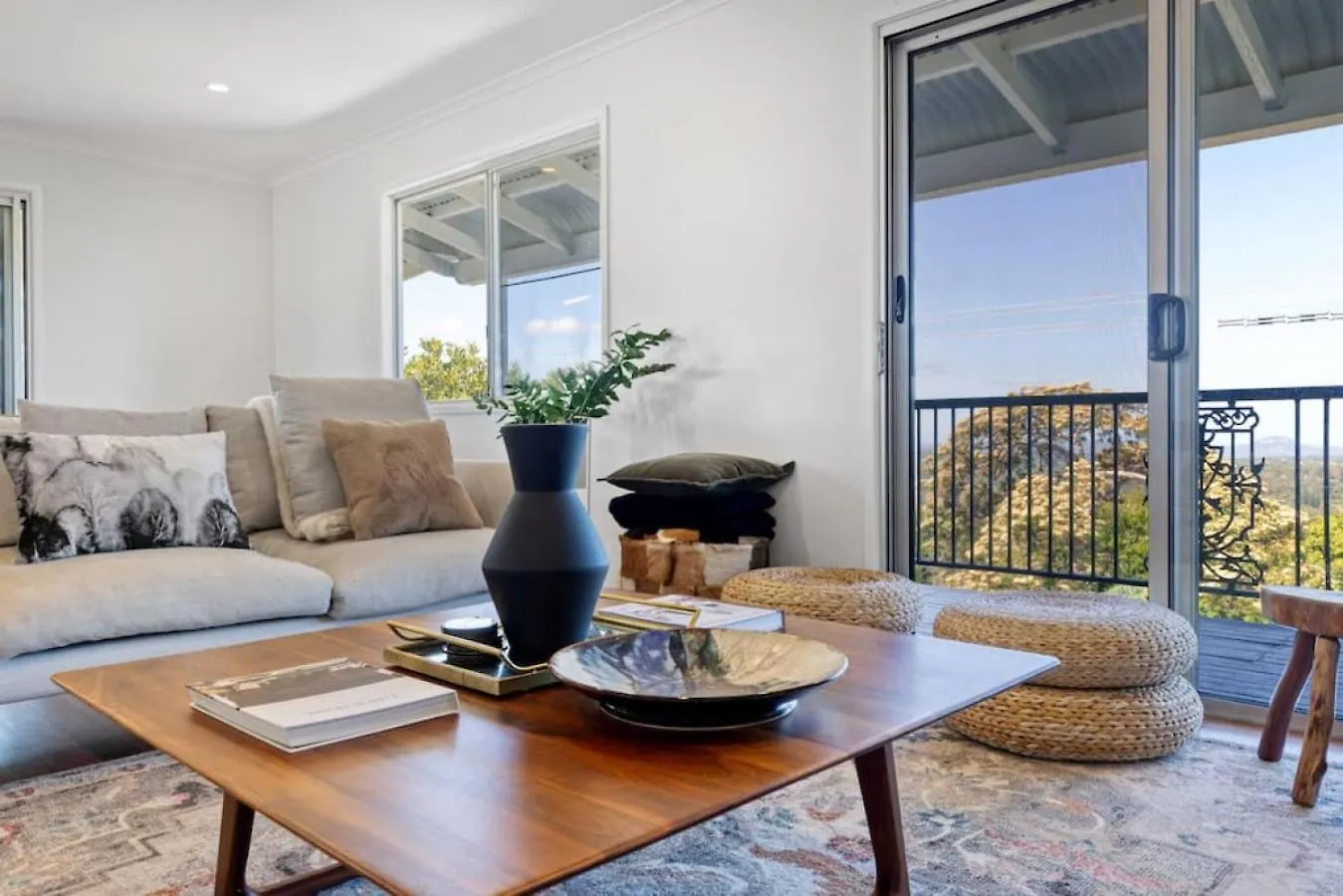 The Breezy Maple - Hinterland And Range Views In Mapleton Villa Feriehus